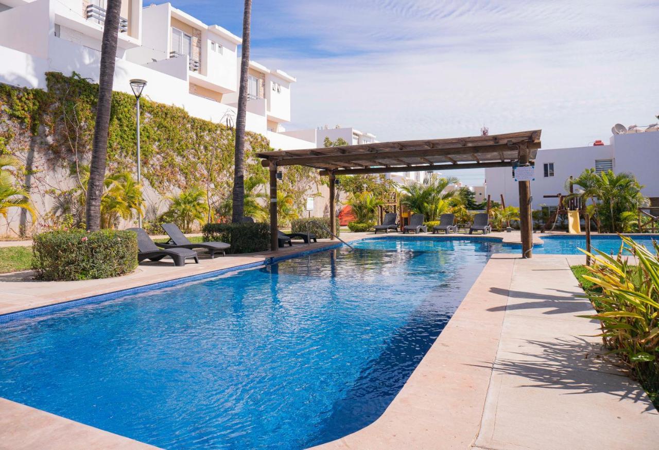 Villa Casa En Privada Frente A La Playa Con Alberca! à Mazatlán Extérieur photo