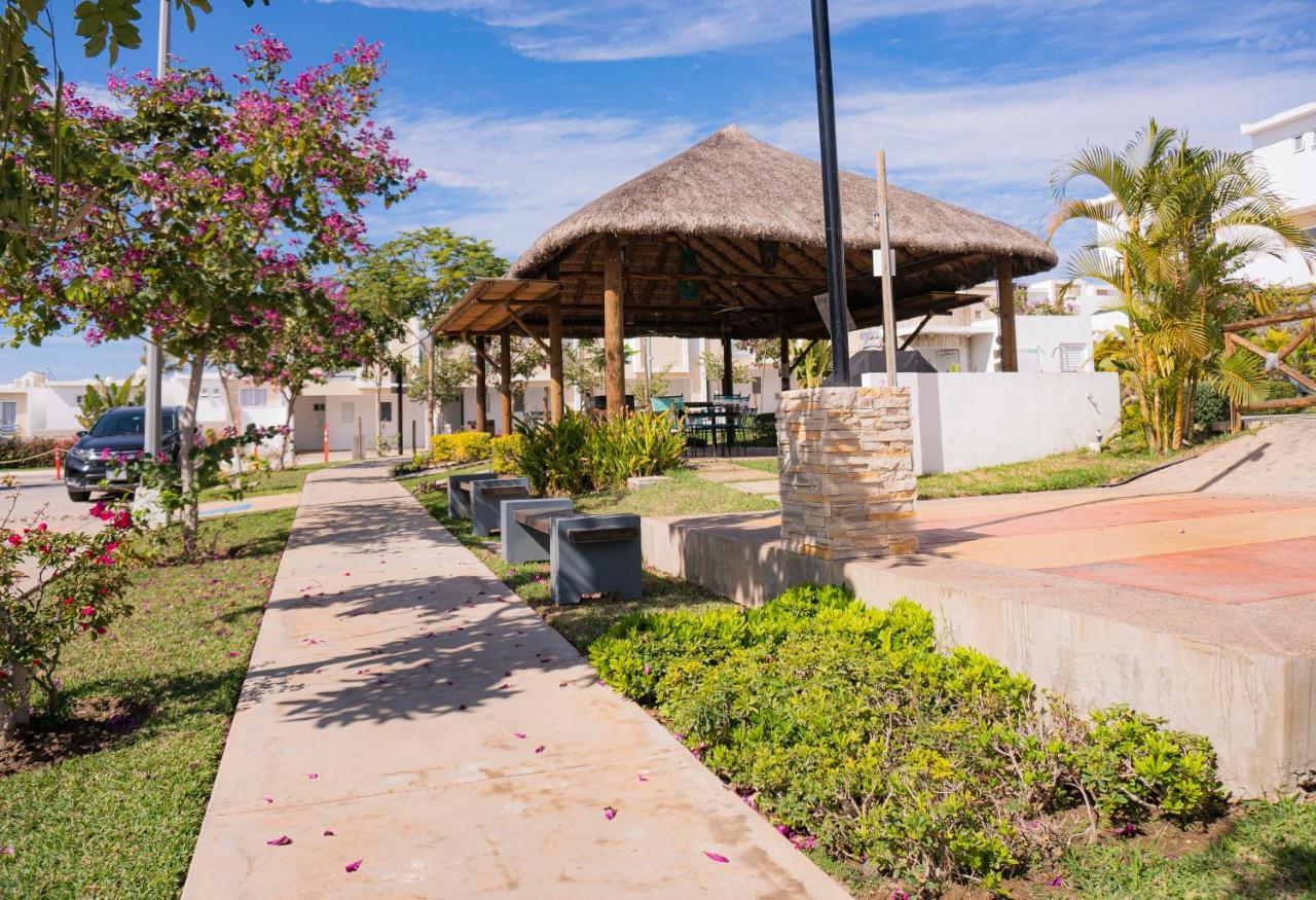 Villa Casa En Privada Frente A La Playa Con Alberca! à Mazatlán Extérieur photo